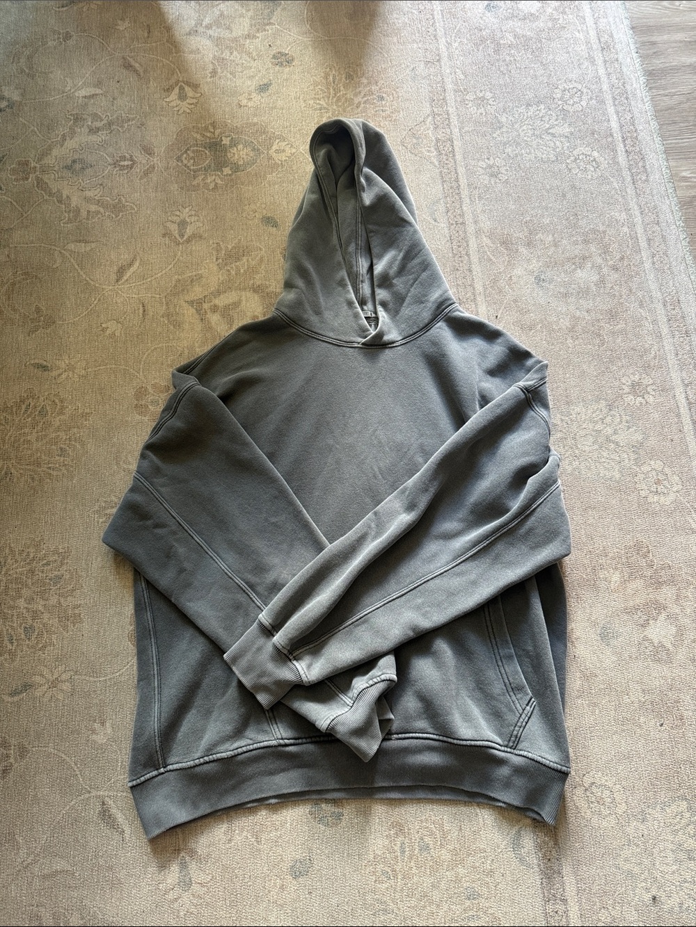 Abercrombie & Fitch Men's Hooded Pullover in Charcoal Gray